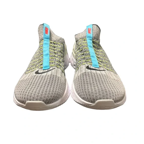 Nike React Phantom Run Flyknit 2 Men's Sz 13 Road Running Shoes CZ7865-100 NWOT - Picture 2 of 4